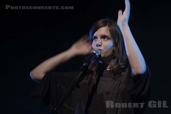 OLIVIA PEDROLI - 2010-11-17 - PARIS - Cafe de la Danse - 